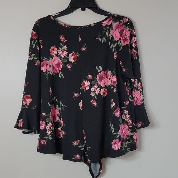 Threads Studio Black Floral Top L - Picture 5 of 7